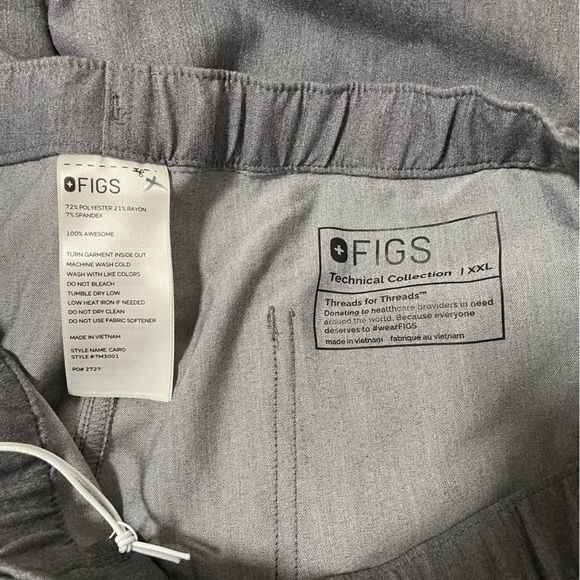 Figs Graphite Gray Cairo Cargo Straight Leg Classic Fit Medical Scrub Pants - Picture 4 of 9
